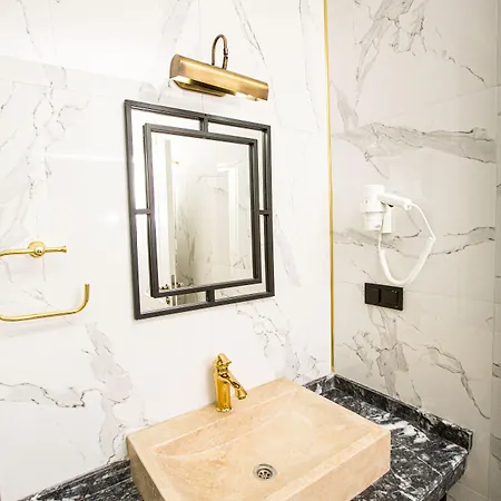 The Independent Taksim Hotel