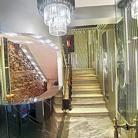 Hotel The Independent Taksim 5*