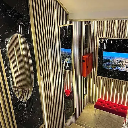The Independent Taksim Hotel 5*