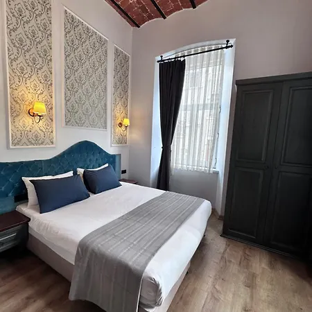 The Independent Taksim ホテル 5*