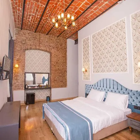 The Independent Taksim ホテル 5*